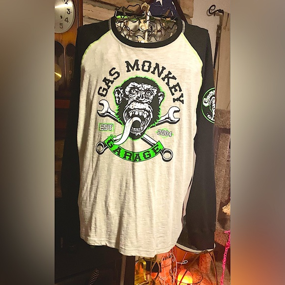 Gas Monkey Garage Long-Sleeve Pullover Shirt - Picture 1 of 5